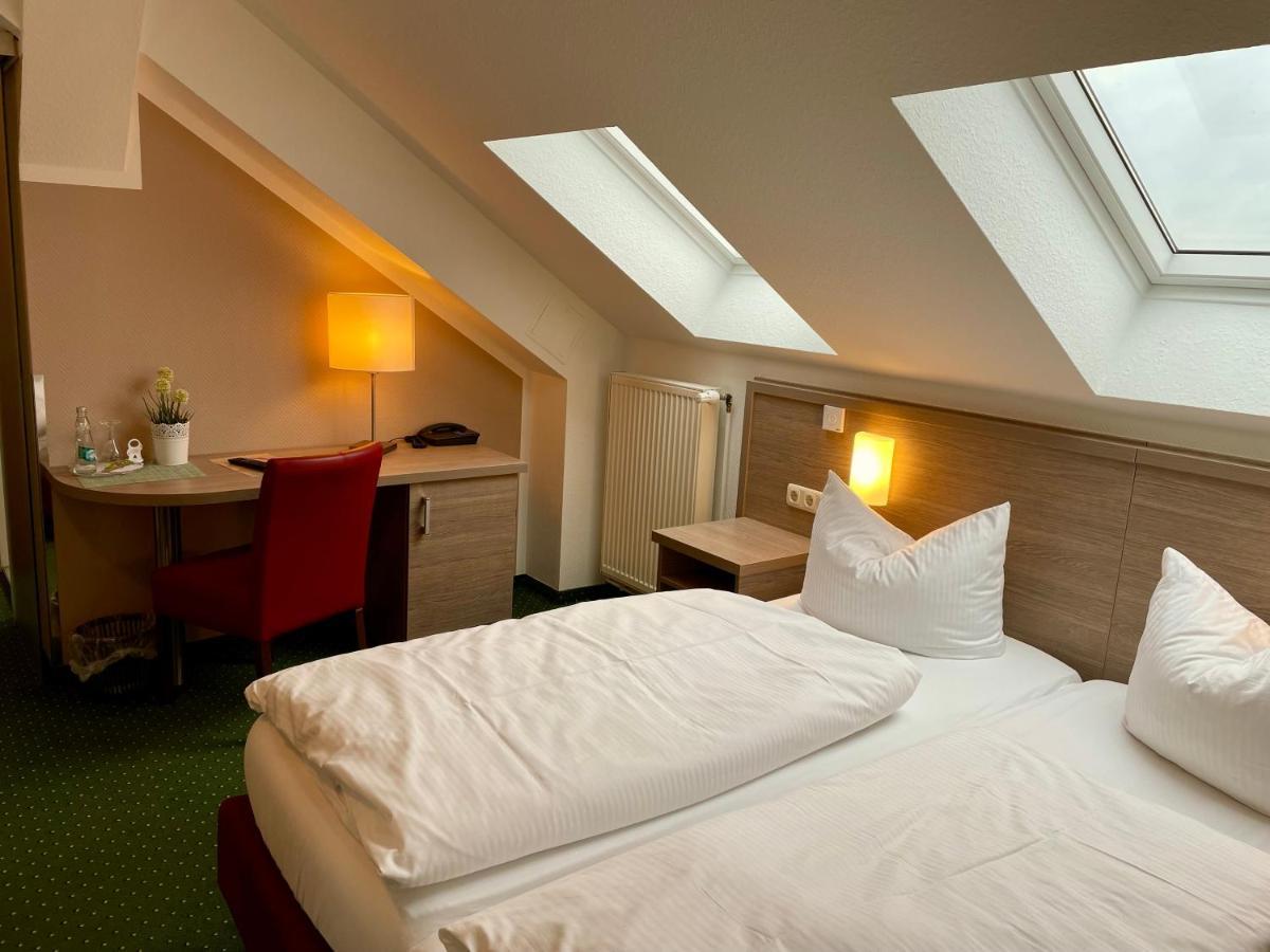 Hotel Scharfe Kurve *